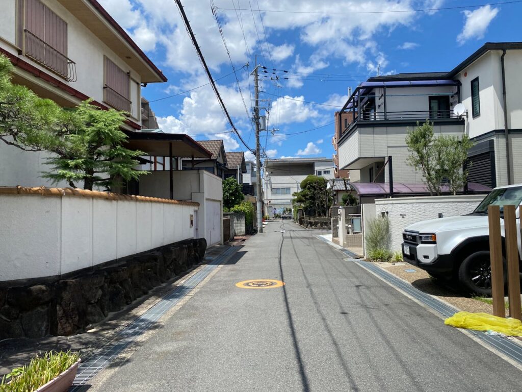 casas locales y turismo